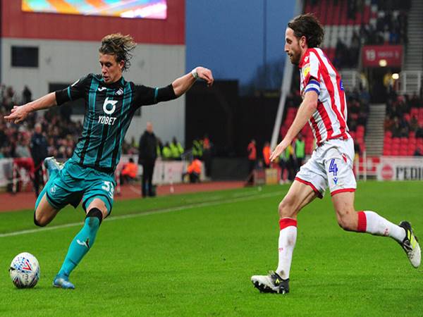 Nhận định bóng đá Swansea vs Stoke (1h45 ngày 18/8)